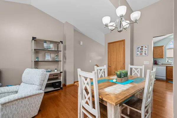 $194,900 | 1133 33rd Ave Circle, Silvis, IL 61282