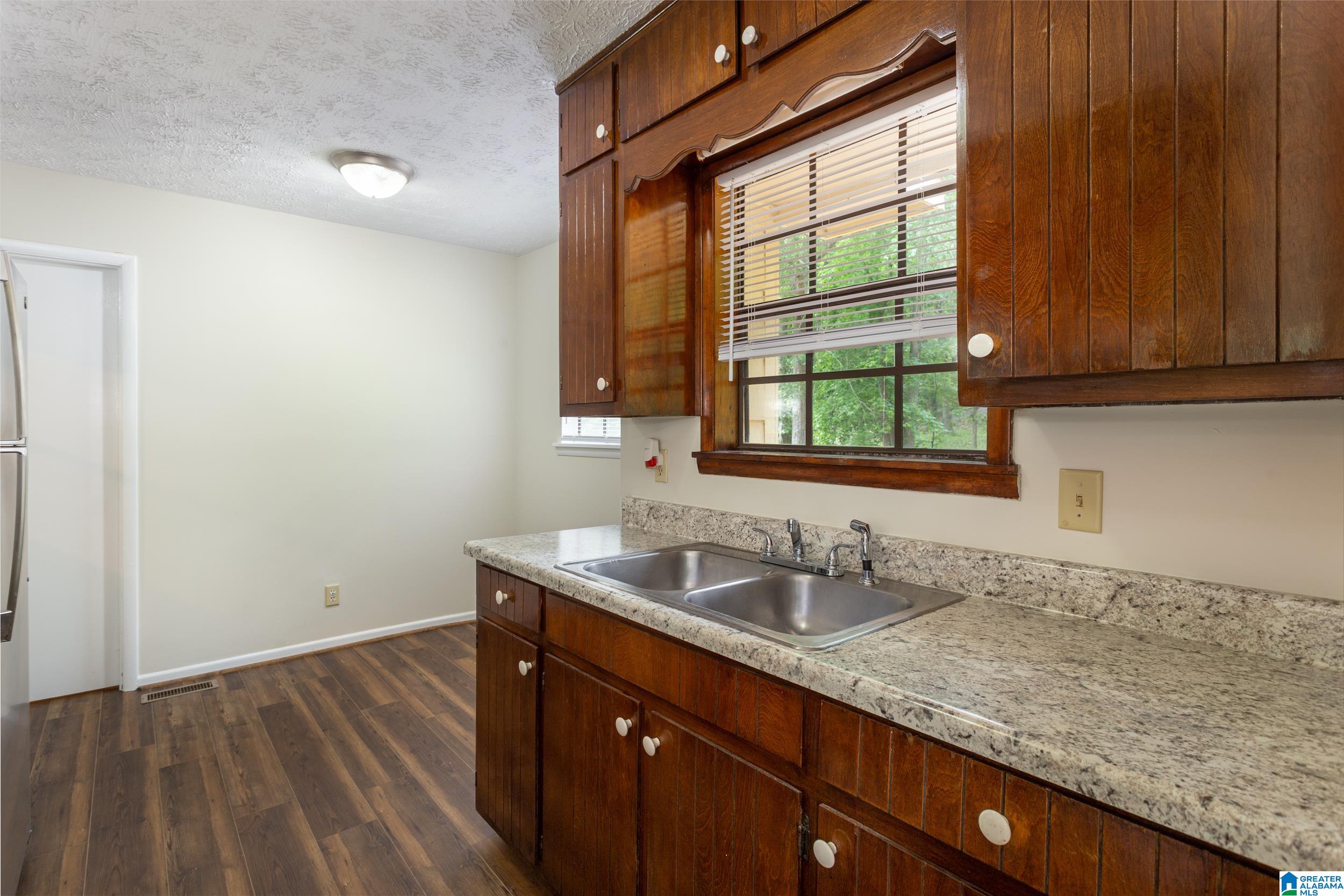 514 West 64th Street Anniston, AL 36206 - Photo 14 of 33