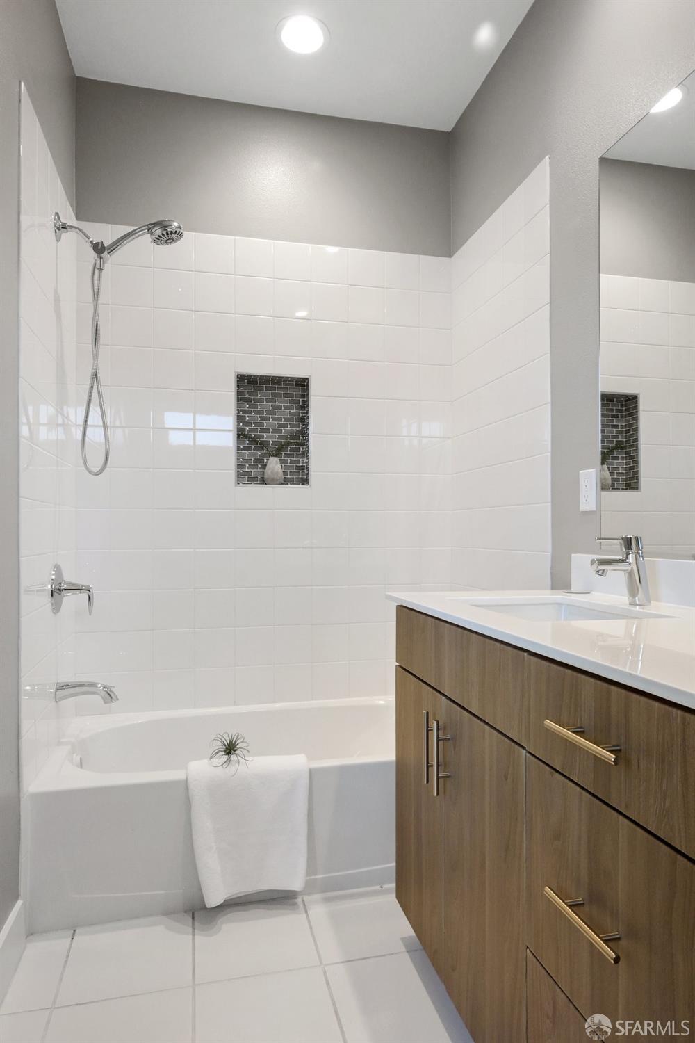 1515 Pullman Way Oakland, CA 94607 - Photo 24 of 27