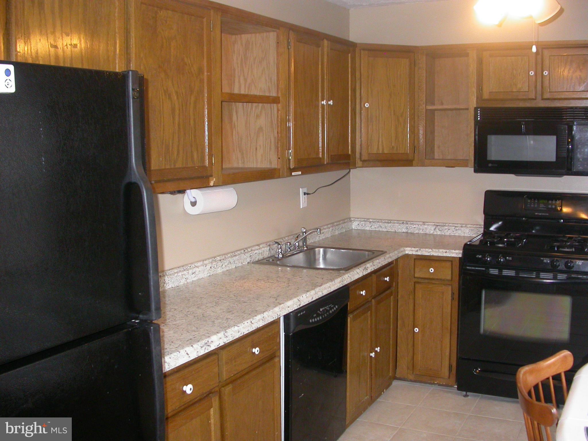 4107 Eder Road Baltimore, MD 21222 - Photo 12 of 30 Kitchen
