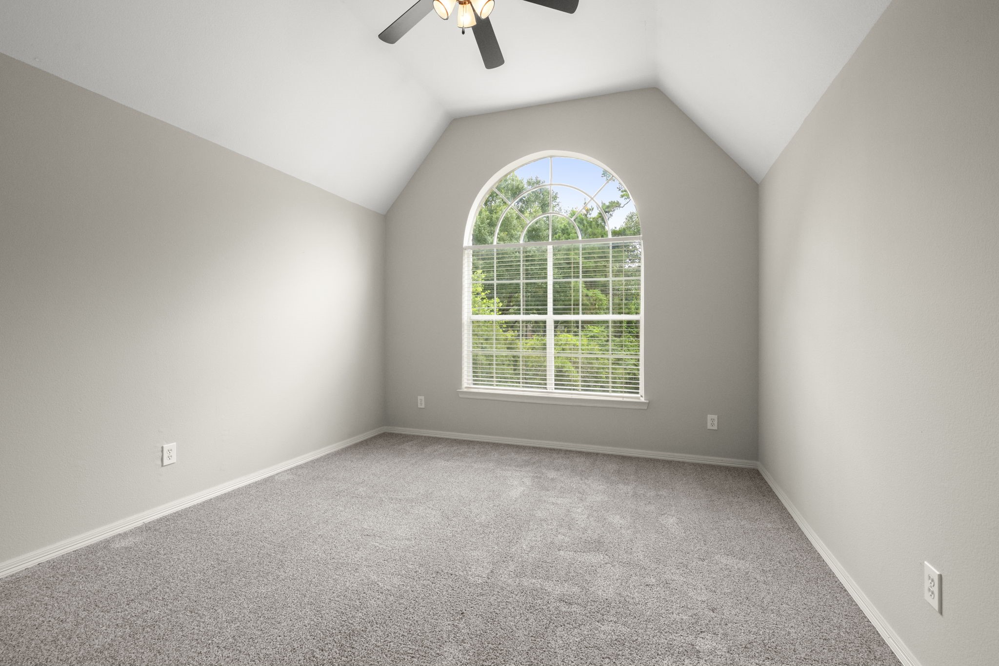 2326 Timbergreen Circle Magnolia, TX 77355 - Photo 28 of 43 an empty room with a window