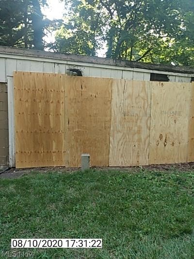 1231 Lawrence Road Northeast Canton, OH 44705 - Photo 6 of 29 Gallery Image 6