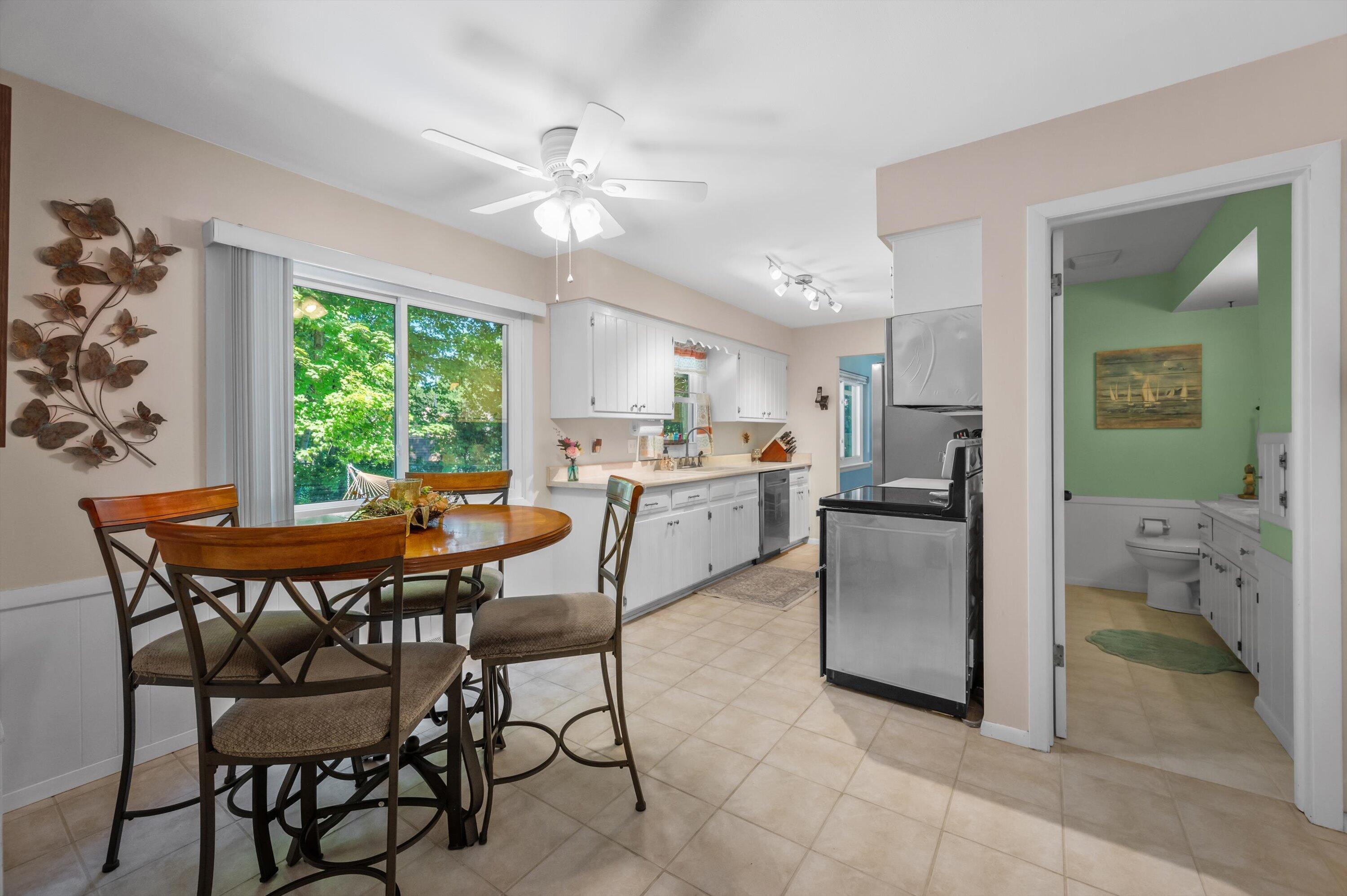 5888 Riverside Drive Greendale, WI 53129 - Photo 15 of 31 14-0081