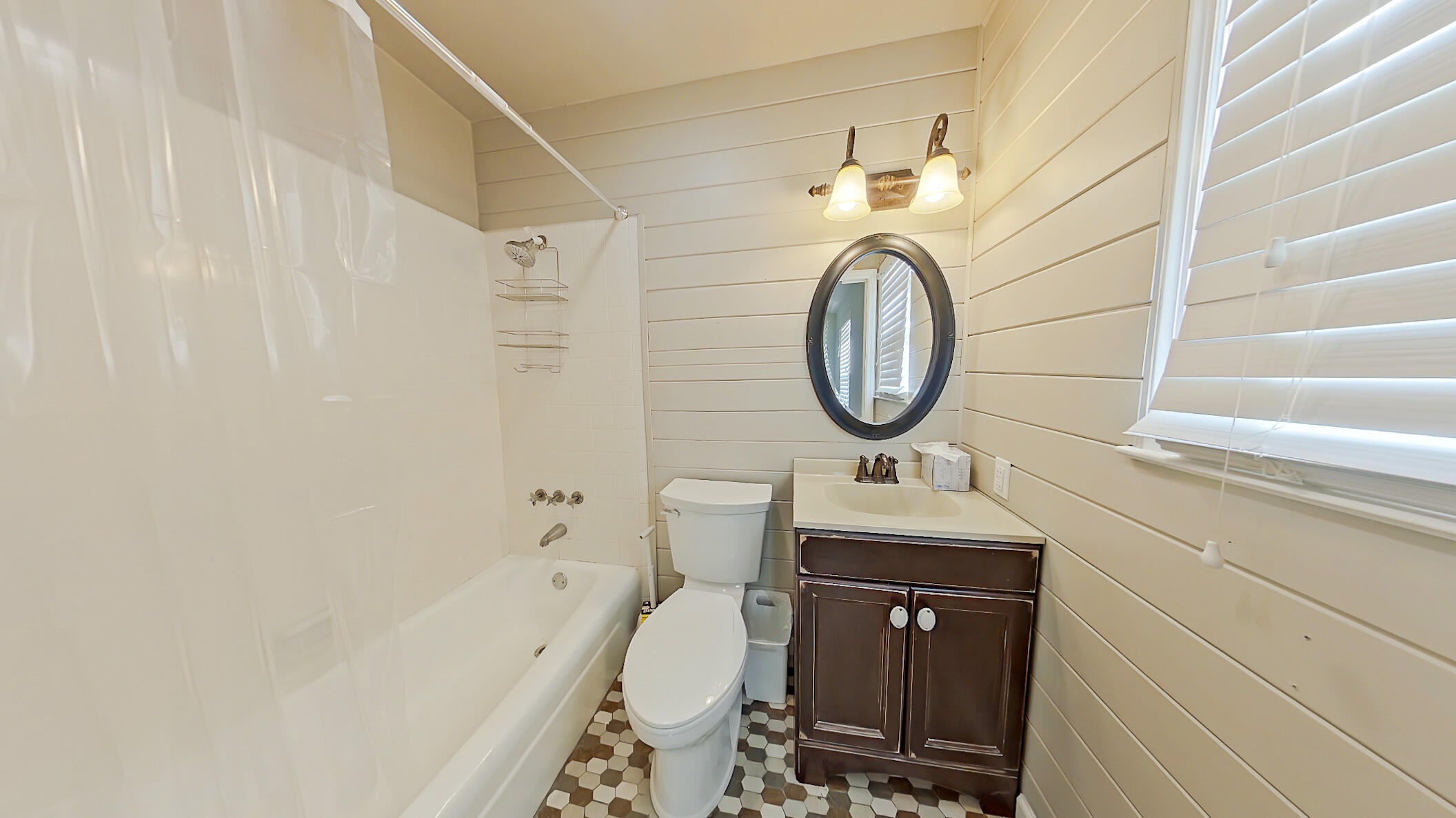 2707 Bolling Road Augusta, GA 30909 - Photo 8 of 16 8-Primary Bathroom (7)
