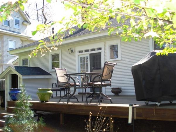 44 Eleanor Road Springfield, MA 01108 - Photo 8 of 23
