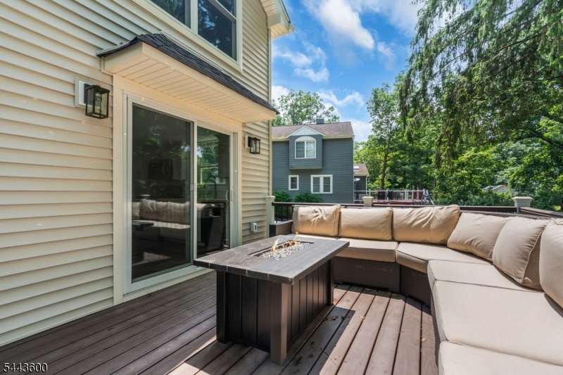 109 Castle Rock Road Lake Hopatcong, NJ 07849 - Photo 22 of 28