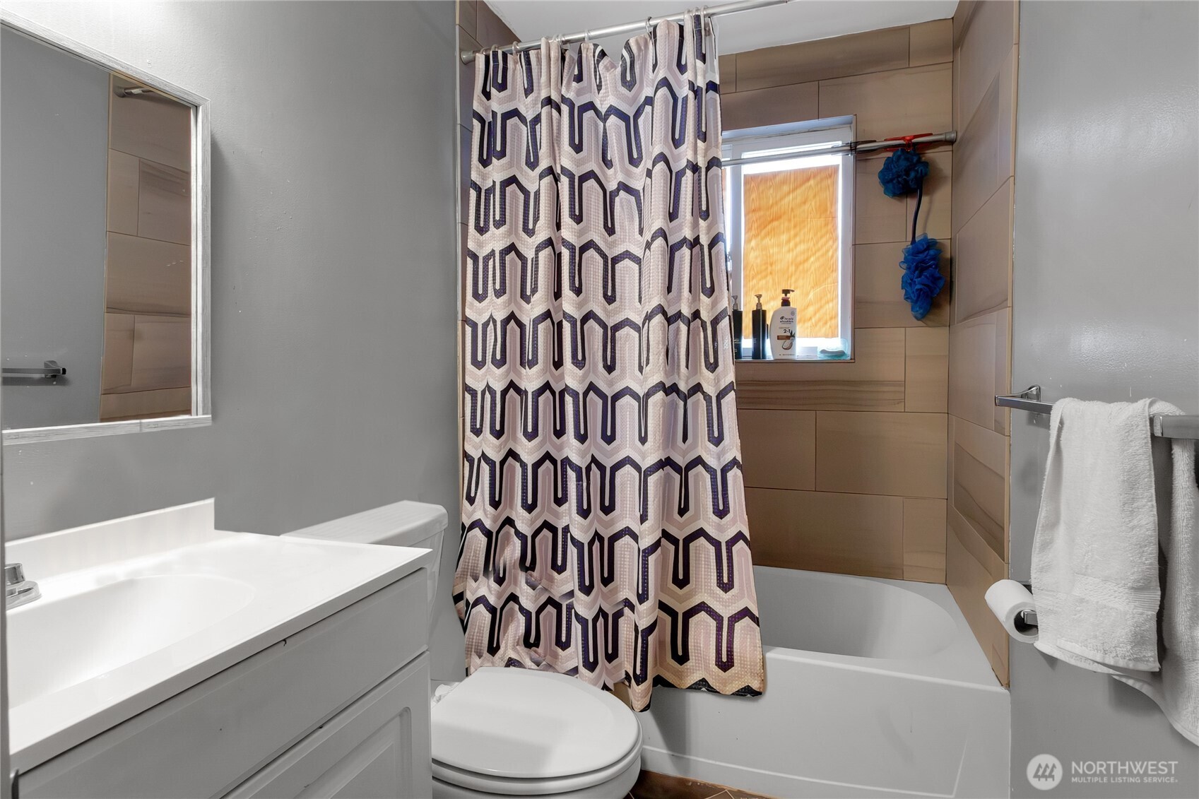 838 Harrington Avenue Northeast Renton, WA 98056 - Photo 17 of 38