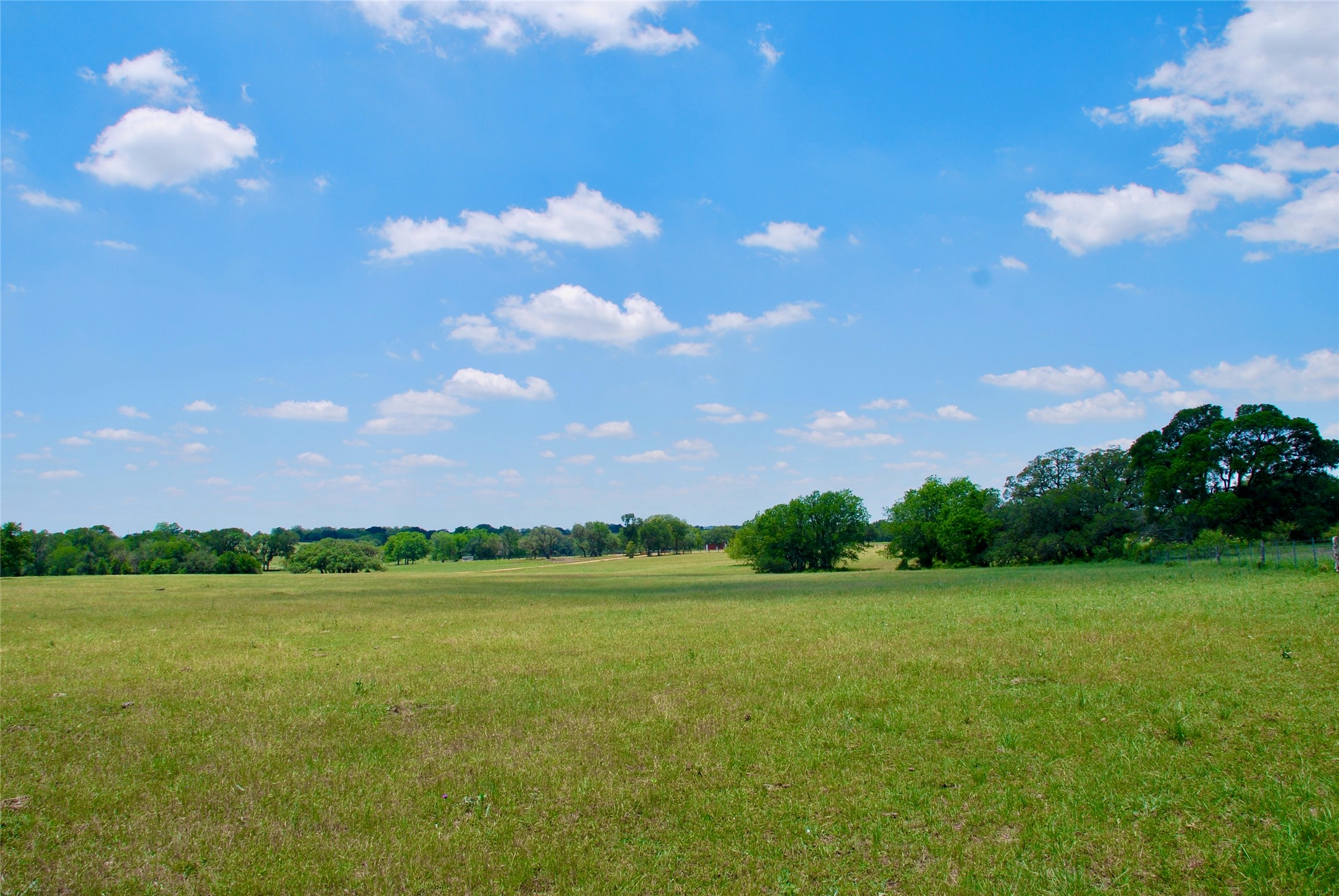 2072 Langdon Road Weimar, TX 78962 - Photo 2 of 18
