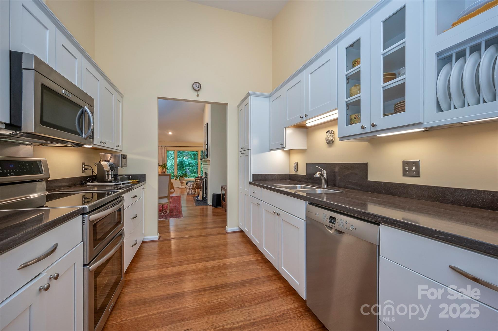 19 Hunting Country Trail Tryon, NC 28782 - Photo 10 of 46