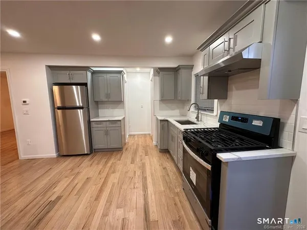 $2,000 | 192 Peace Street, Stratford, CT 06615