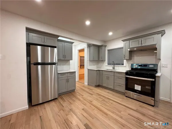 $2,000 | 192 Peace Street, Stratford, CT 06615