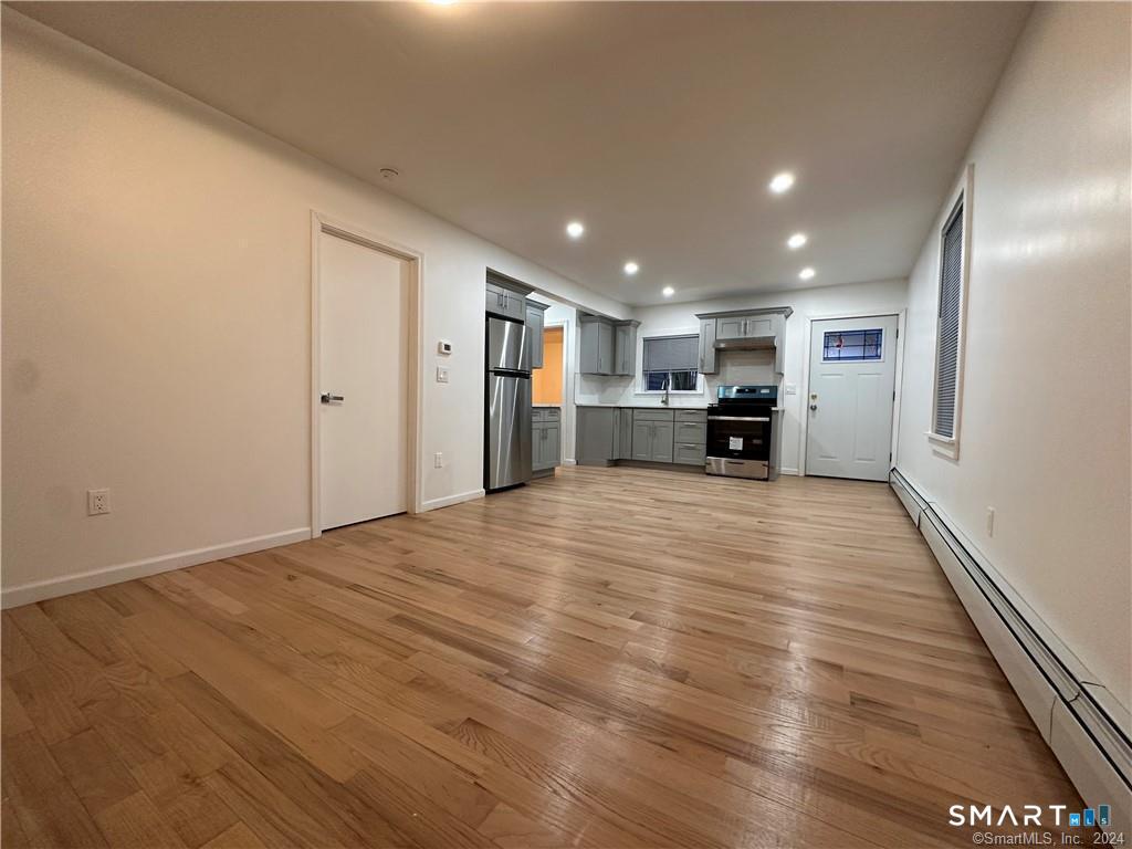 192 Peace Street Stratford, CT 06615 - Photo 8 of 19