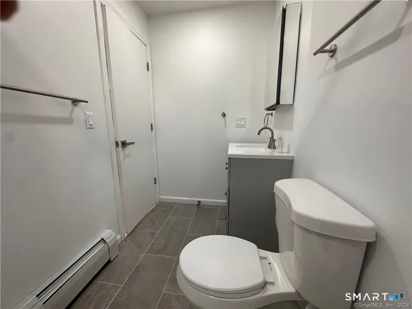 $2,000 | 192 Peace Street, Stratford, CT 06615