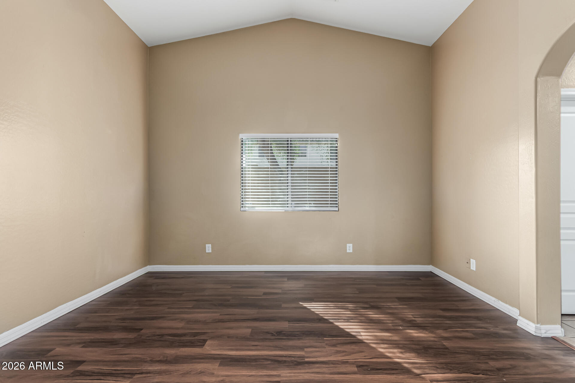 2513 West Novak Way Phoenix, AZ 85041 - Photo 13 of 19 master