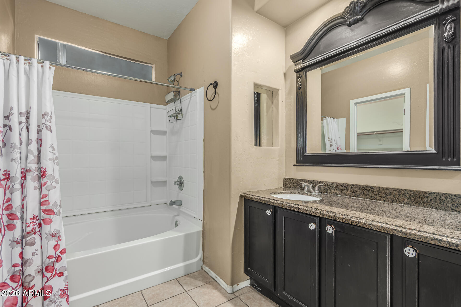 2513 West Novak Way Phoenix, AZ 85041 - Photo 14 of 19 master bathroom