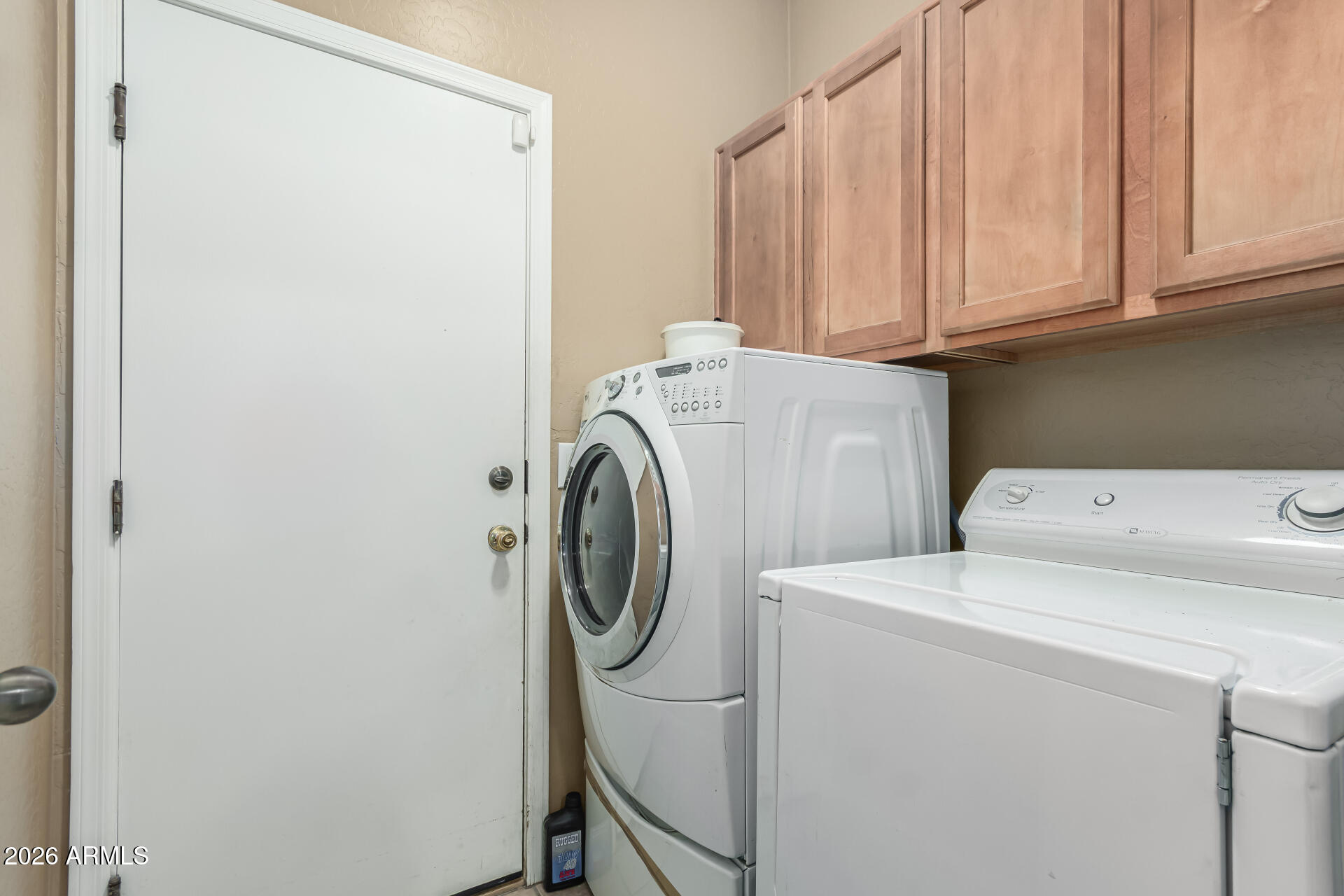 2513 West Novak Way Phoenix, AZ 85041 - Photo 18 of 19 laundry