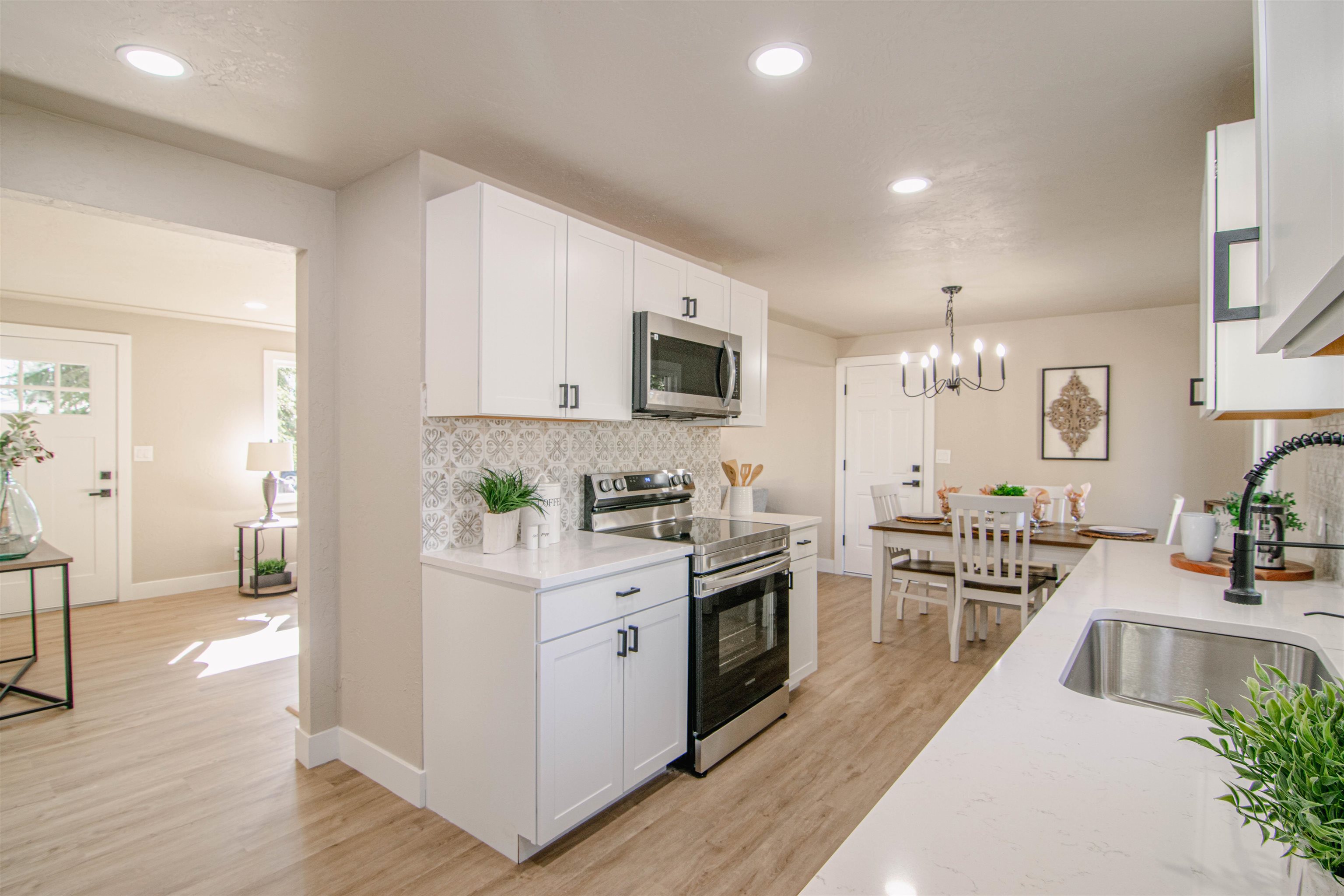 1616 South Morrow Road Spokane Valley, WA 99216 - Photo 7 of 28
