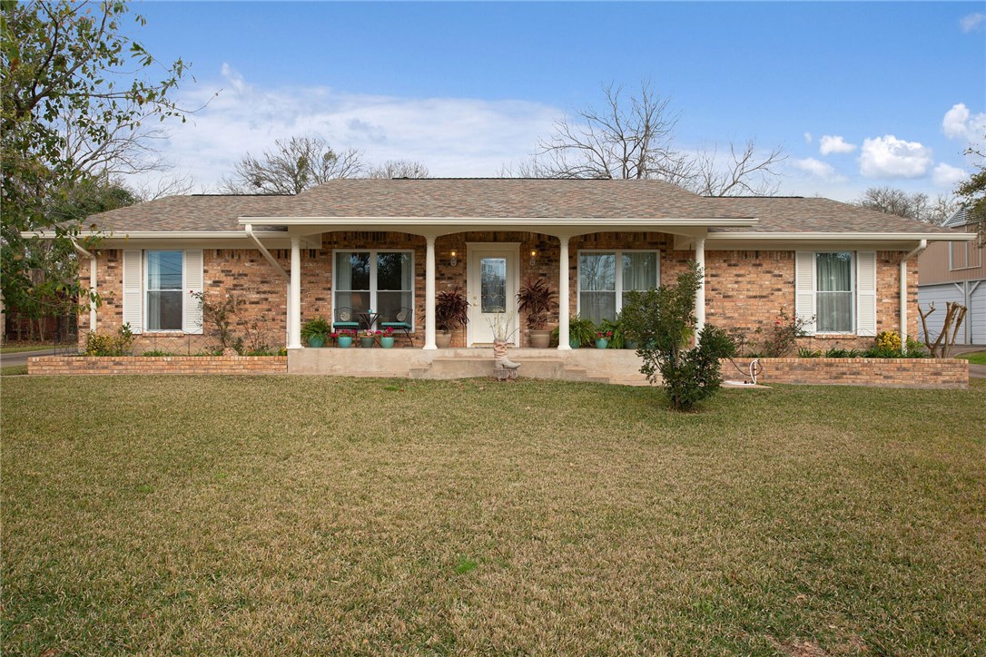 805 Country Club Road Georgetown, TX 78628 - Photo 1 of 1 Gallery Image 1