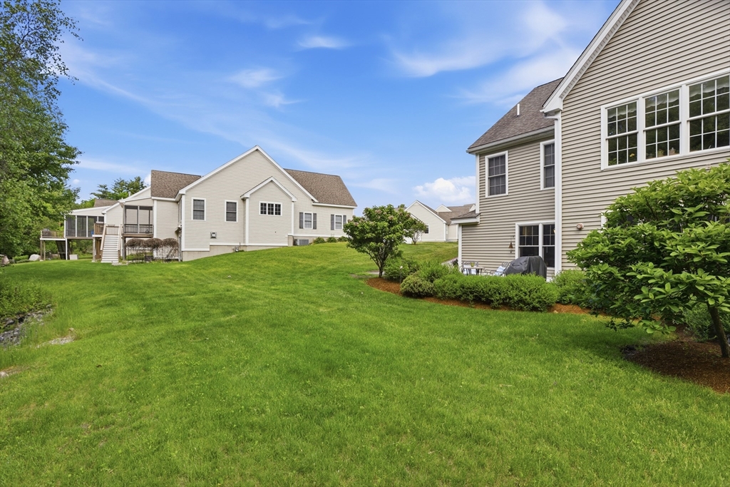 21 Sandstone Road, Unit 21 Westford, MA 01886 - Photo 39 of 41