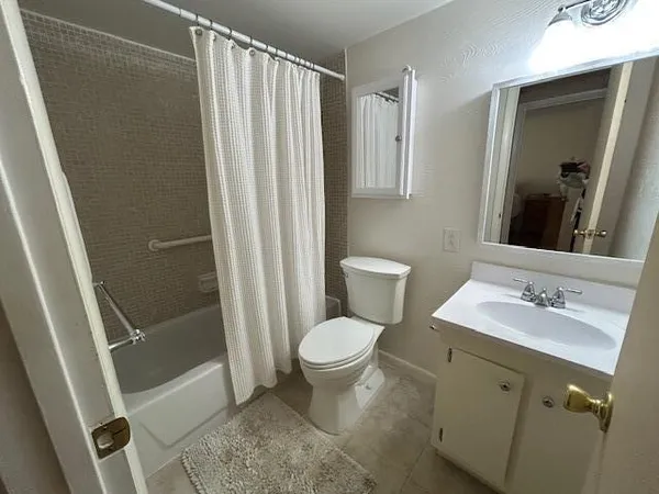 $168,000 | 1925 Southwest Palm City Road, Unit A, Stuart, FL 34994