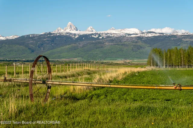 $1,795,000 | 1845 South 5000 West, Driggs, ID 83422