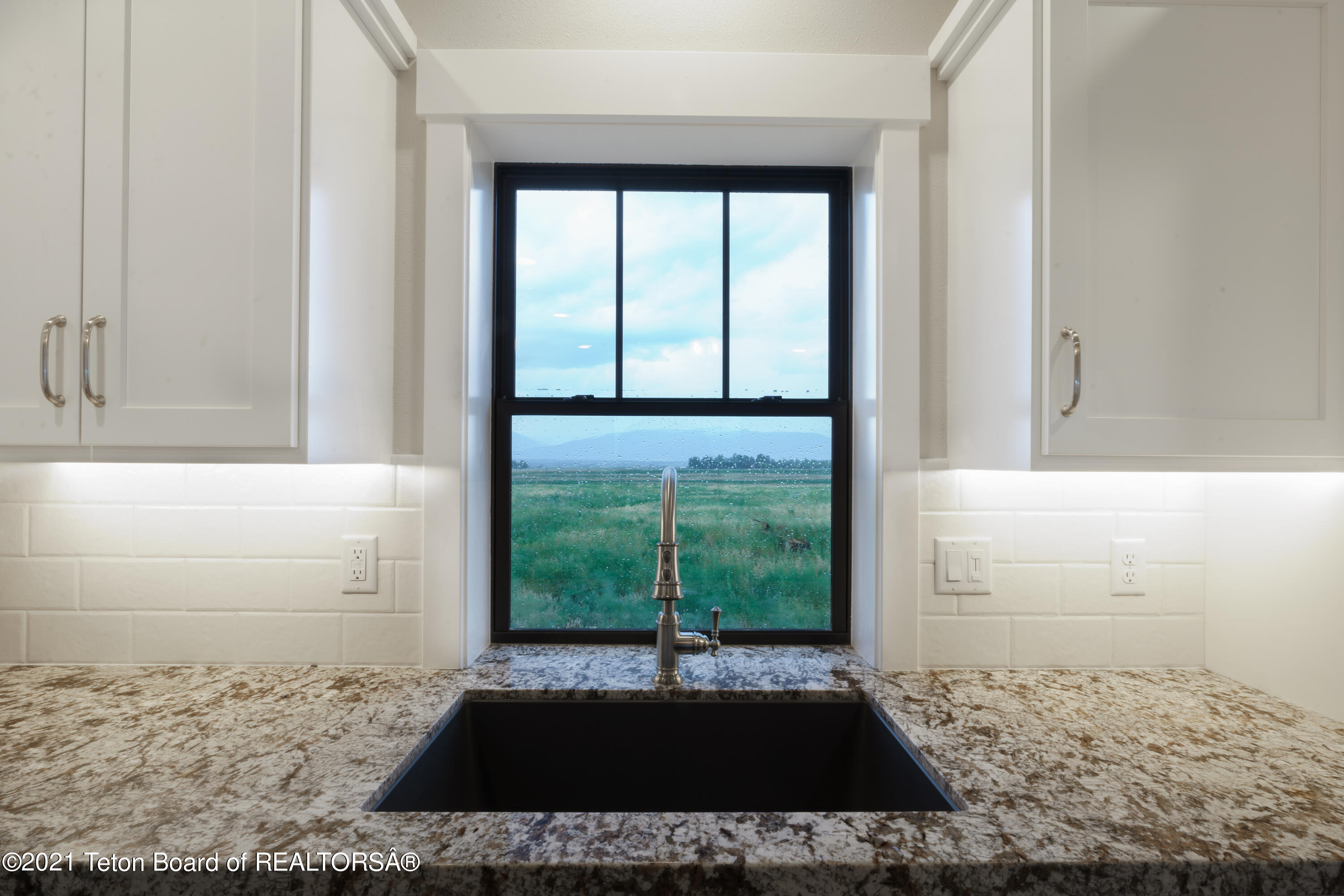 1845 South 5000 West Driggs, ID 83422 - Photo 4 of 41 20210730-HORSE-PROPERTY-017