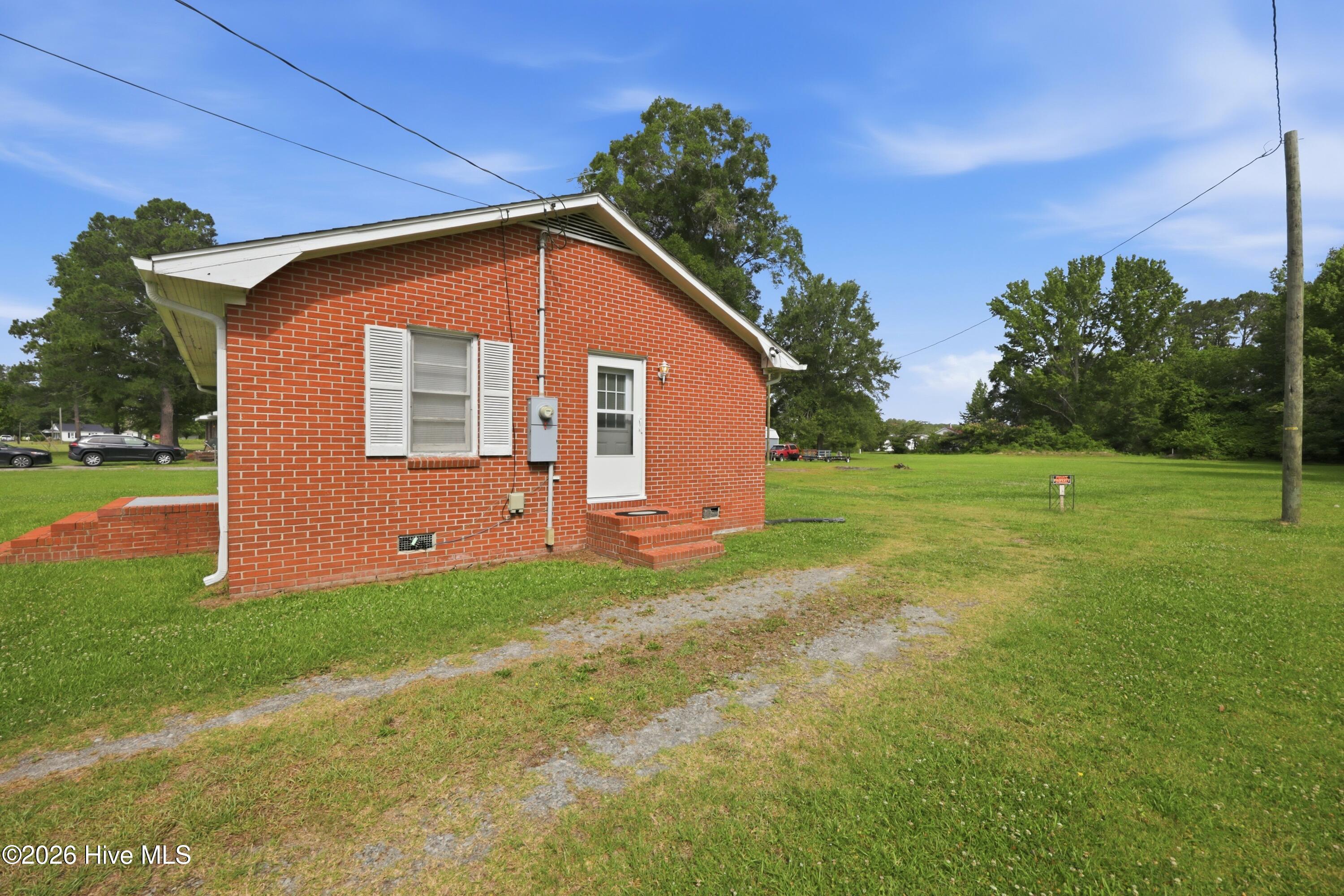 3236 Grainger Station Road Kinston, NC 28501 - Photo 18 of 29