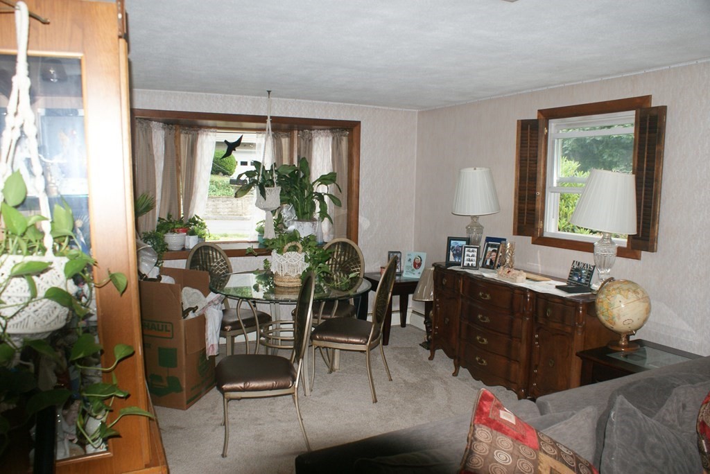 15 Birch Road Waltham, MA 02451 - Photo 6 of 10