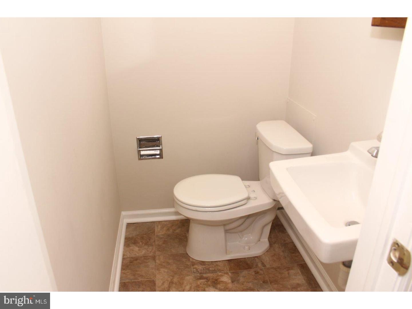 1318 Pershing Boulevard Reading, PA 19607 - Photo 15 of 25 Gallery Image 15