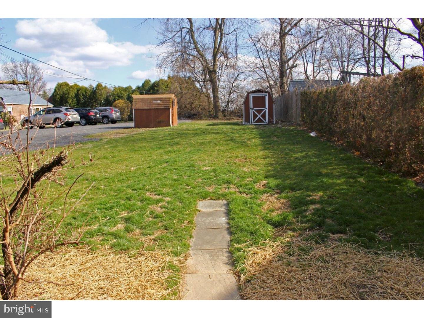 1318 Pershing Boulevard Reading, PA 19607 - Photo 3 of 25 Gallery Image 3