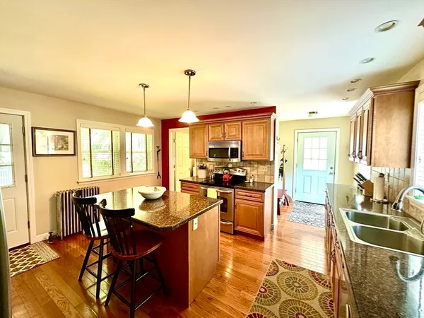 $625,000 | 3 Kingsley Avenue, Williamsburg, MA 01039