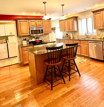 $625,000 | 3 Kingsley Avenue, Williamsburg, MA 01039
