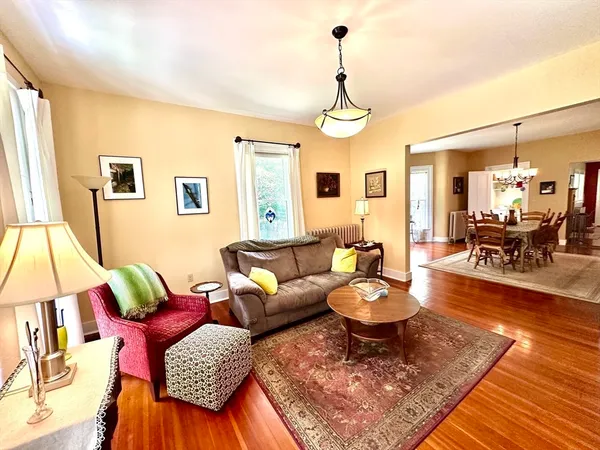 $625,000 | 3 Kingsley Avenue, Williamsburg, MA 01039