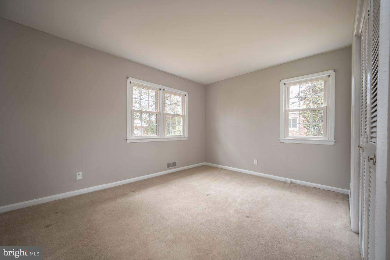 7924 Wellington Road Alexandria, VA 22308 - Photo 21 of 35 Bedroom #1