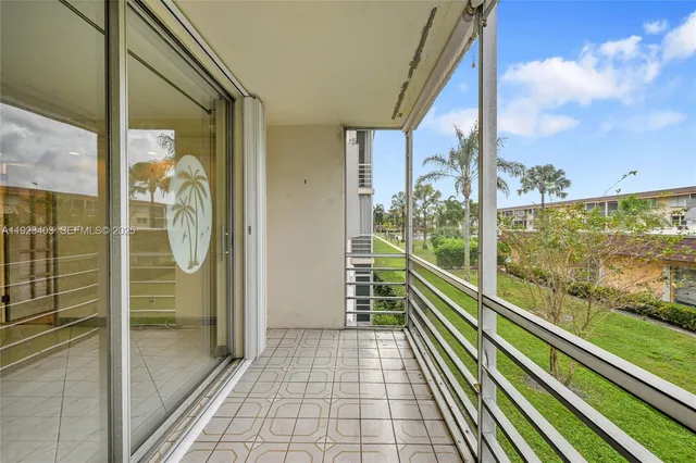 $1,800 | 4502 North Federal Highway, Unit 239E, Lighthouse Point, FL 33064