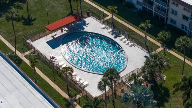 $1,800 | 4502 North Federal Highway, Unit 239E, Lighthouse Point, FL 33064