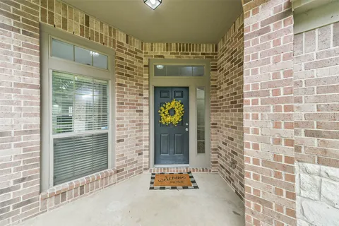 $320,000 | 15922 Azalea Shores Court, Houston, TX 77044