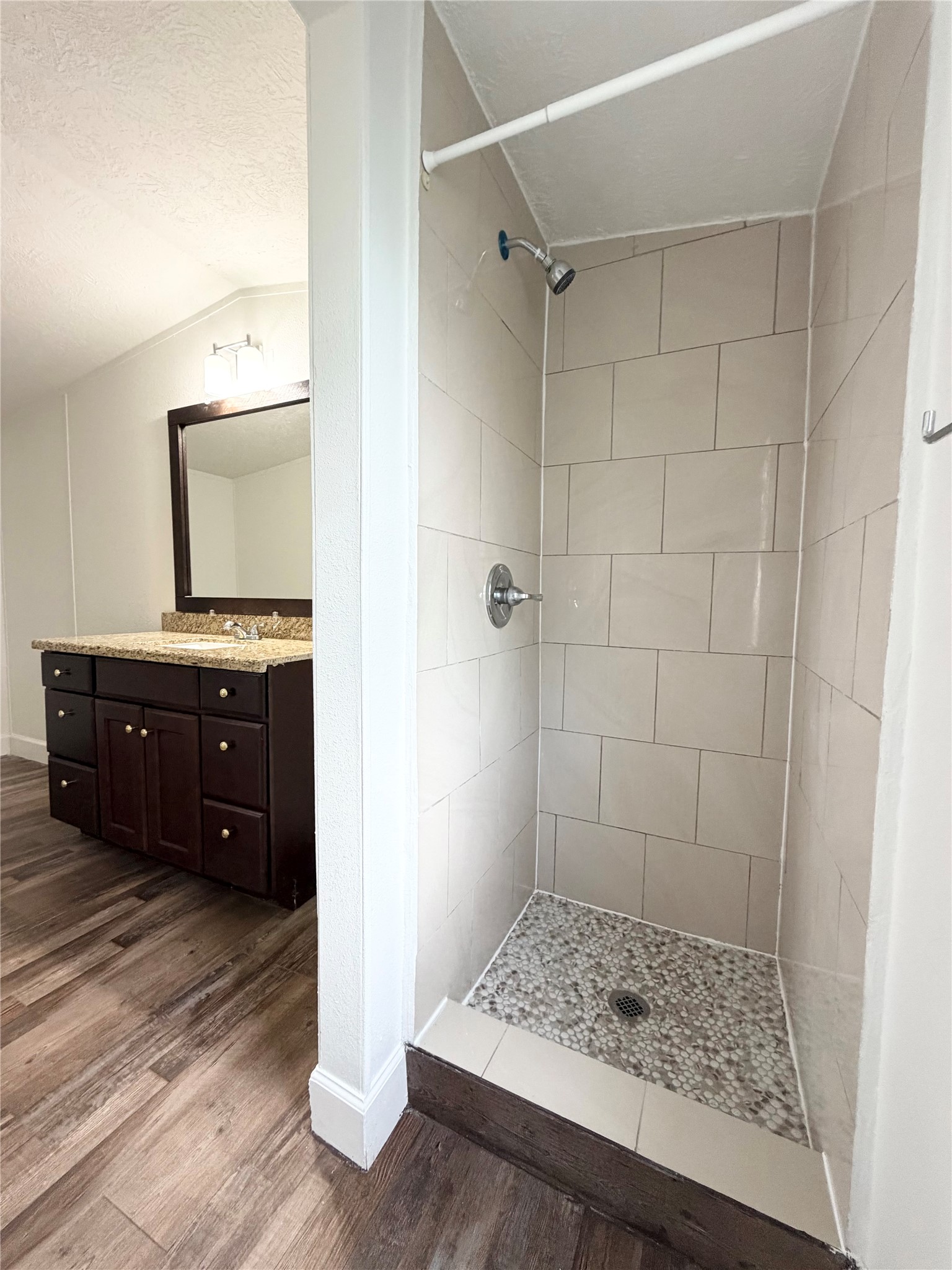 5323 North Redell Road Baytown, TX 77521 - Photo 9 of 16 Gallery Image 9