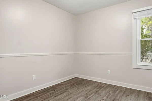 $275,000 | 633 Sunray Drive, Clayton, NC 27520