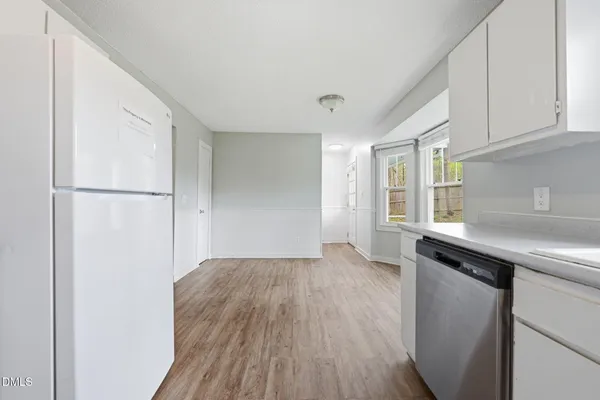 $275,000 | 633 Sunray Drive, Clayton, NC 27520