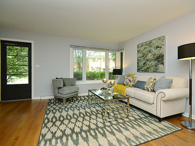 519.5 Ridge Avenue Wilmette, IL 60091 - Photo 2 of 17