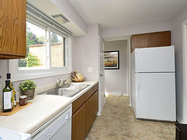519.5 Ridge Avenue Wilmette, IL 60091 - Photo 6 of 17