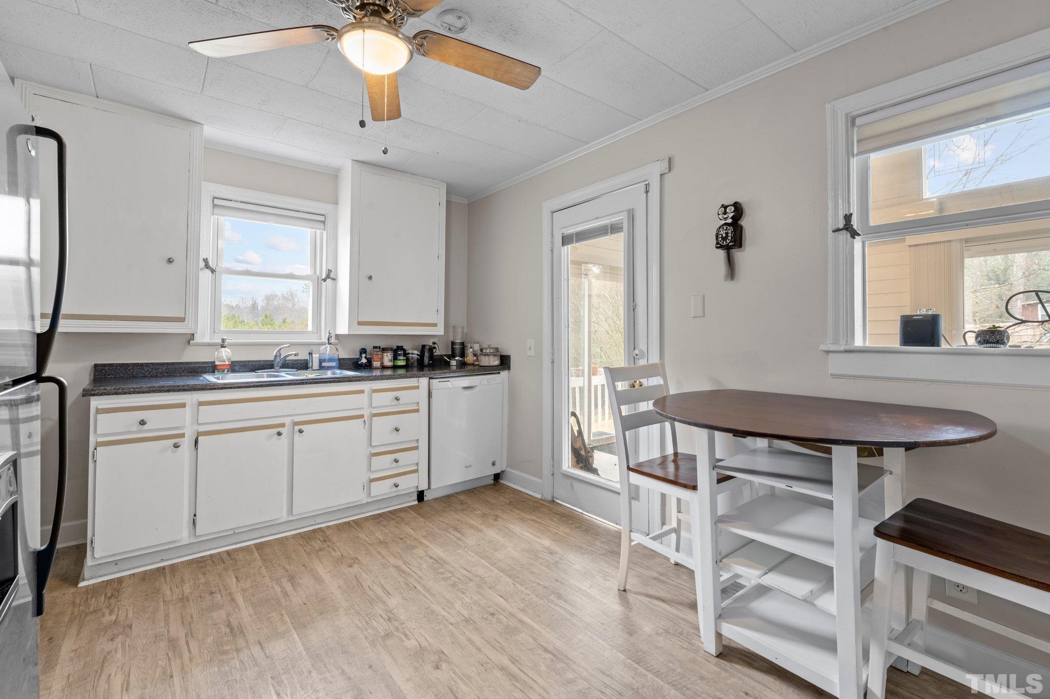 3111 Cheek Road Durham, NC 27704 - Photo 9 of 33