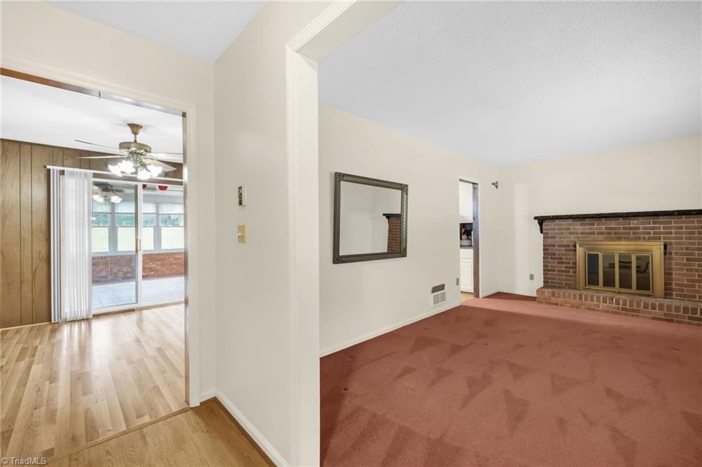 2176 Old Hollow Road Walkertown, NC 27051 - Photo 11 of 46 Entry