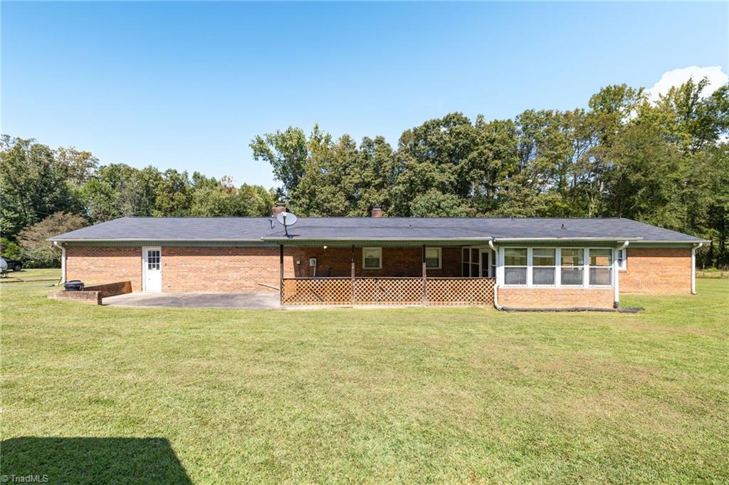 2176 Old Hollow Road Walkertown, NC 27051 - Photo 30 of 46