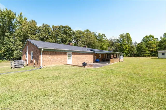 $430,000 | 2176 Old Hollow Road, Walkertown, NC 27051