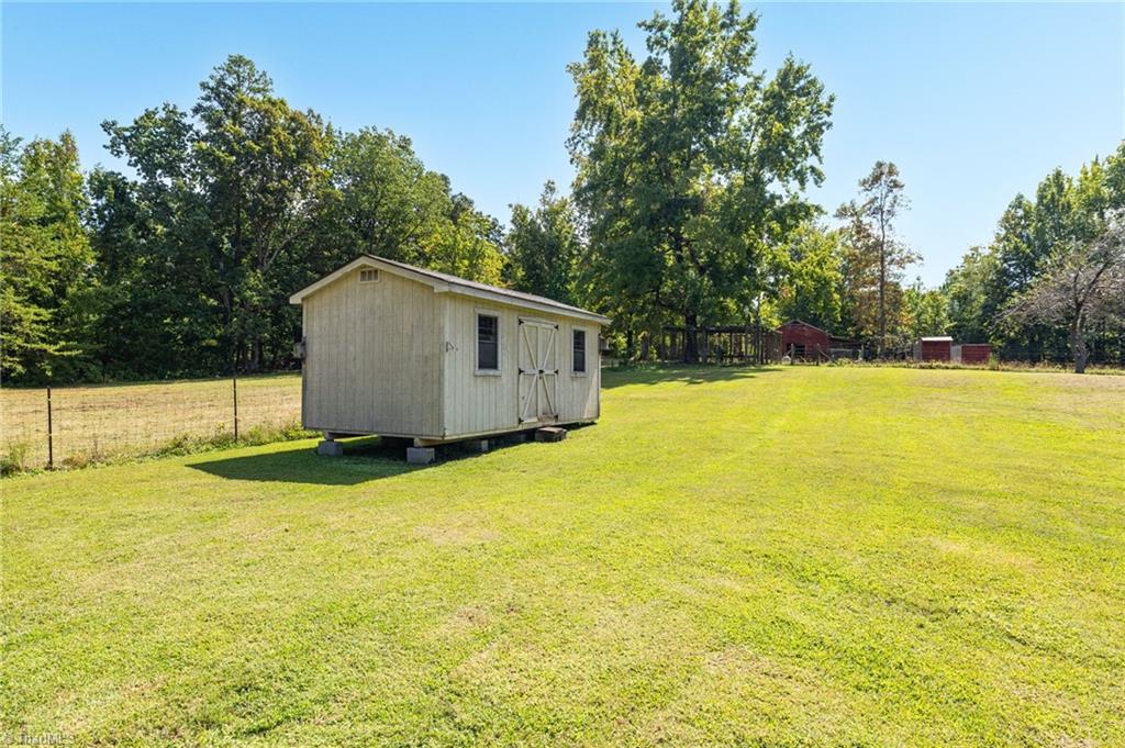 2176 Old Hollow Road Walkertown, NC 27051 - Photo 36 of 46 Storage Building