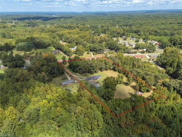 $430,000 | 2176 Old Hollow Road, Walkertown, NC 27051