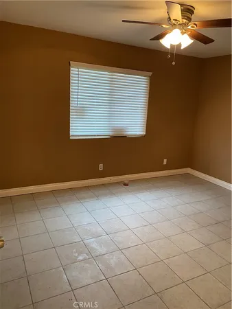 $1,995 | 16510 Lakeshore Drive, Lake Elsinore, CA 92530