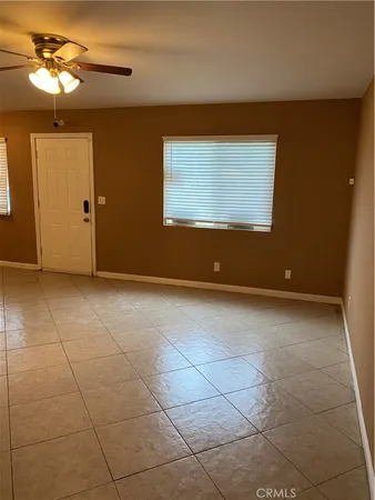 $1,995 | 16510 Lakeshore Drive, Lake Elsinore, CA 92530